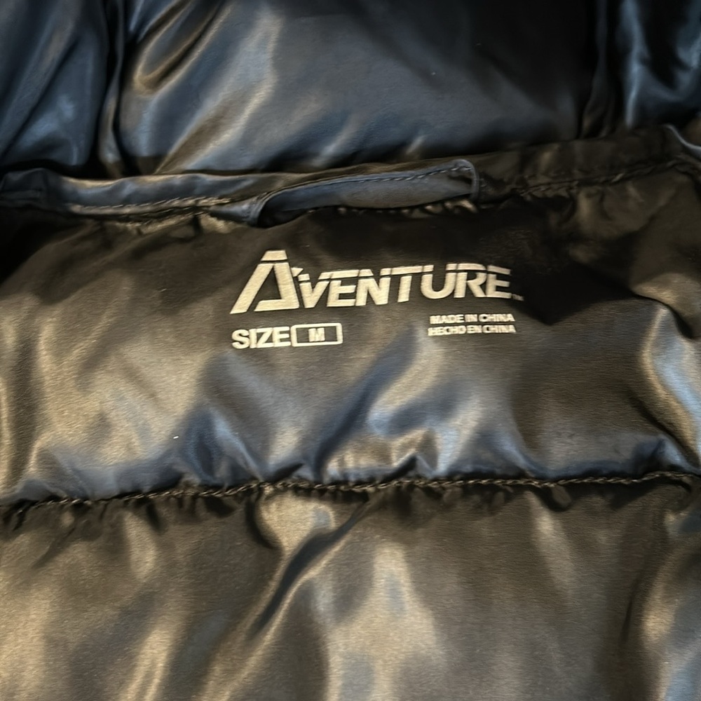 Long black puffer coat - Picture 3 of 6